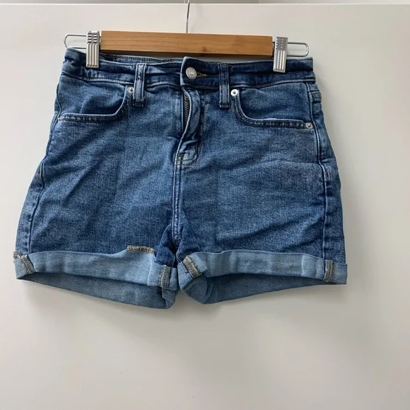 Wild fable size 2 denim shorts - Picture 1 of 3